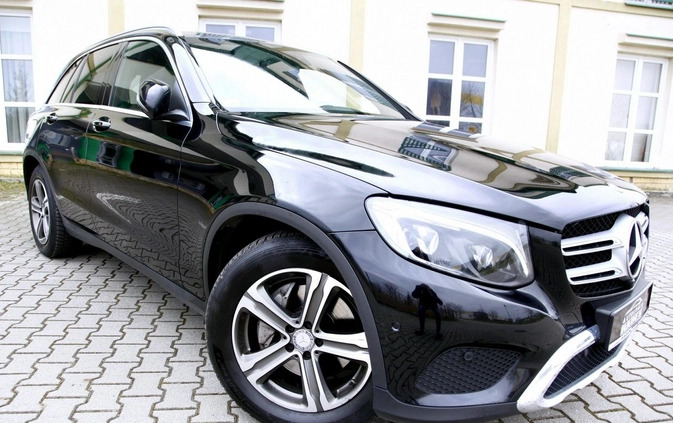 Mercedes-Benz GLC cena 114999 przebieg: 132000, rok produkcji 2016 z Garwolin małe 562